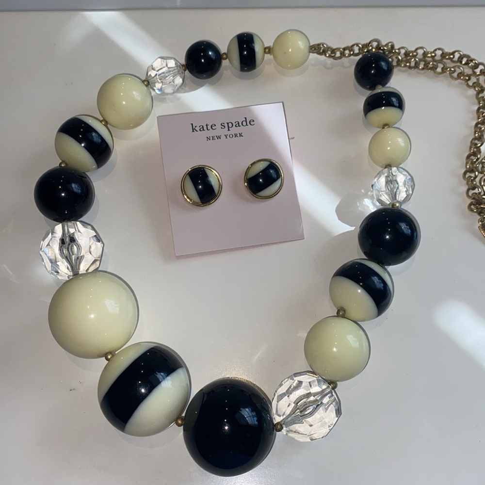 EUC Kate Spade acrylic Necklace and Stud Earring Set